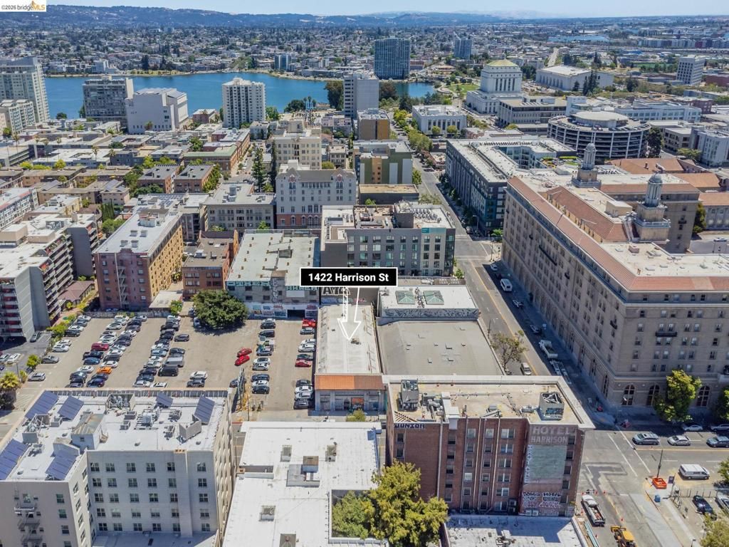 1422 Harrison St, Oakland, CA 94612