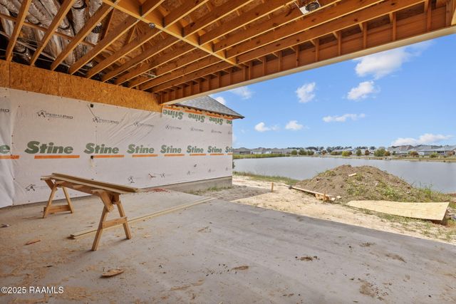 403 Last Quarter Drive, Youngsville, LA 70592