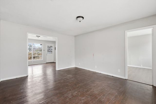 1213 Glenda Drive, Bedford, TX 76022