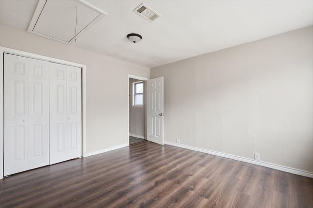 1213 Glenda Drive, Bedford, TX 76022