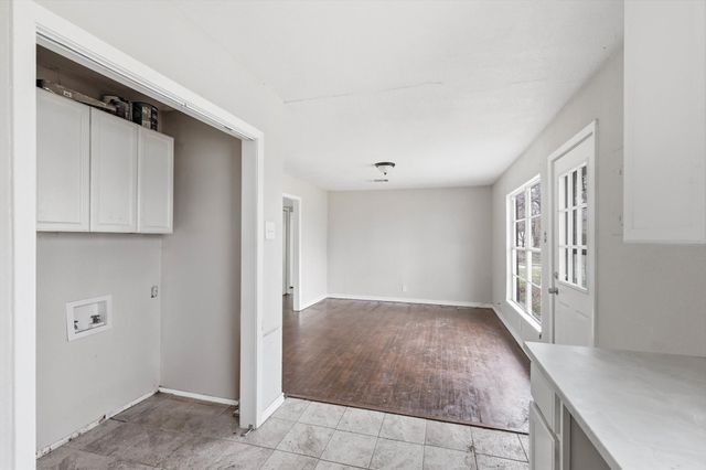 1213 Glenda Drive, Bedford, TX 76022