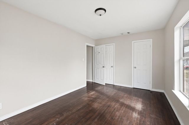 1213 Glenda Drive, Bedford, TX 76022