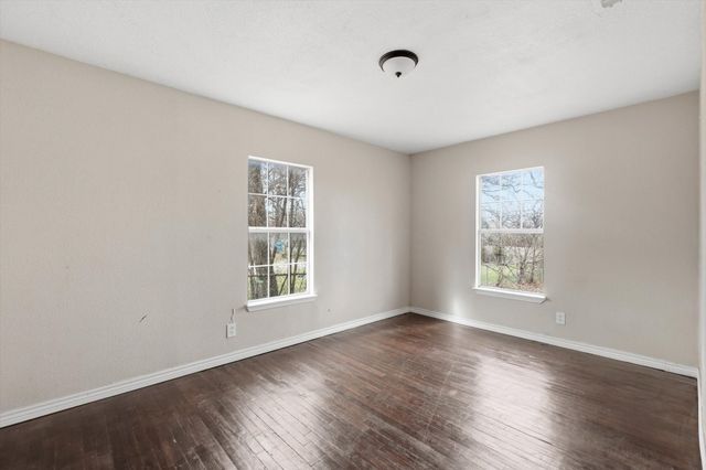 1213 Glenda Drive, Bedford, TX 76022