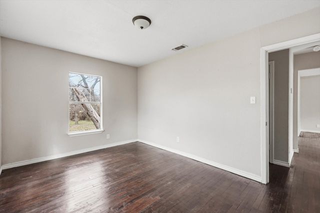 1213 Glenda Drive, Bedford, TX 76022