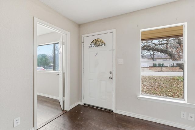 1213 Glenda Drive, Bedford, TX 76022