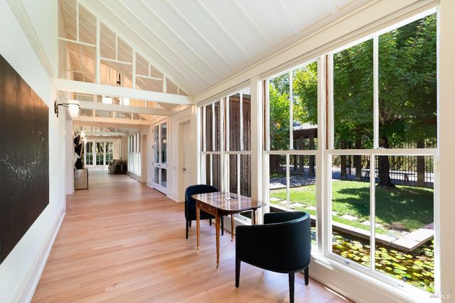 775 White Oak Dr, Santa Rosa, CA 95409