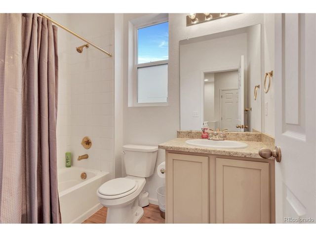 23 N Uriah St, Aurora, CO 80018