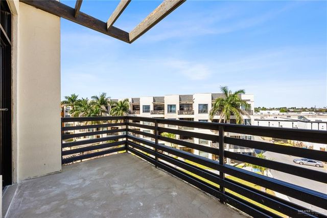 813 Travis Street 408, Mission, TX 78572