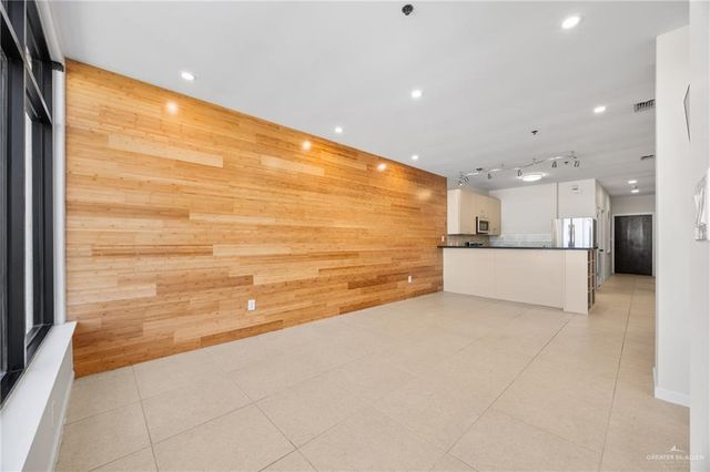 813 Travis Street 408, Mission, TX 78572