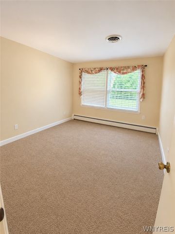 421 Morgan Drive, Lewiston, NY 14092