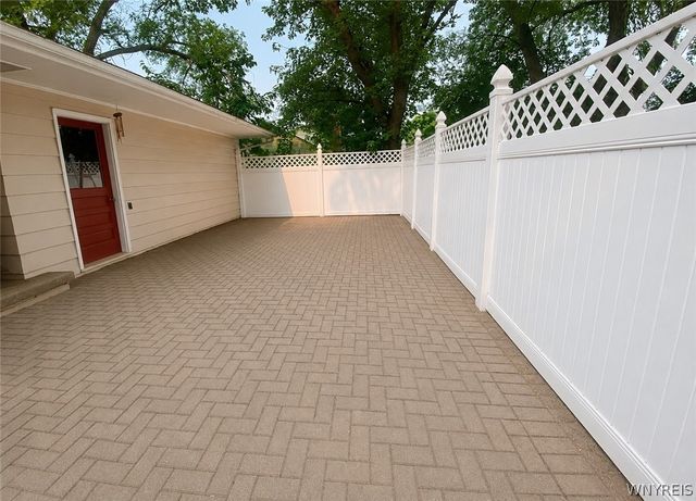 421 Morgan Drive, Lewiston, NY 14092