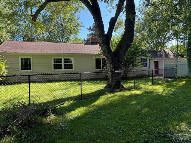 421 Morgan Drive, Lewiston, NY 14092