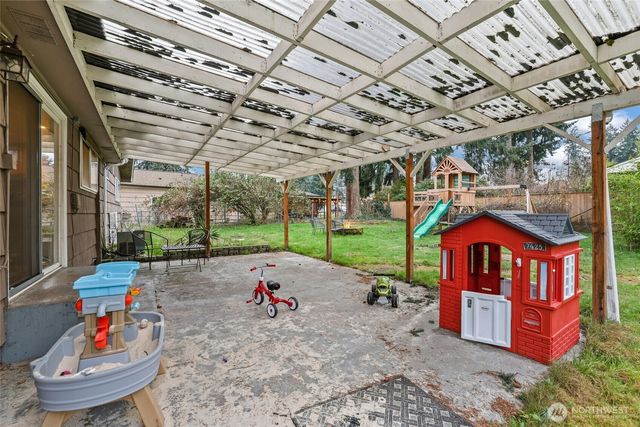 1211 Stillwell Street NE, Olympia, WA 98516