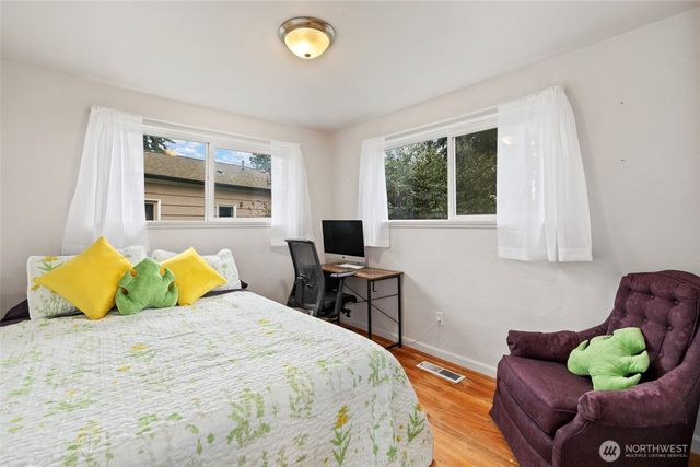 1211 Stillwell Street NE, Olympia, WA 98516