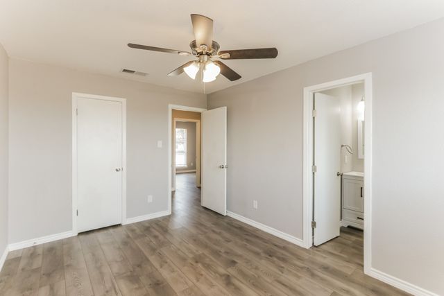 224 Woodgrove Street, Mesquite, TX 75181