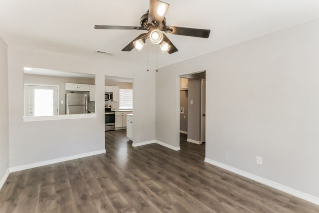 224 Woodgrove Street, Mesquite, TX 75181