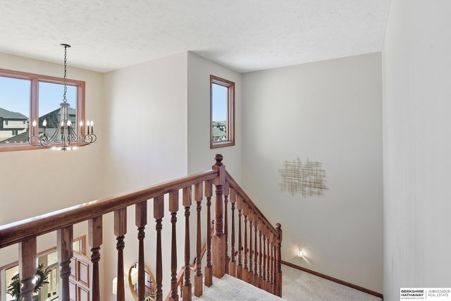 8544 S 98th Street, La Vista, NE 68128