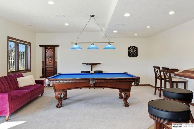 8544 S 98th Street, La Vista, NE 68128