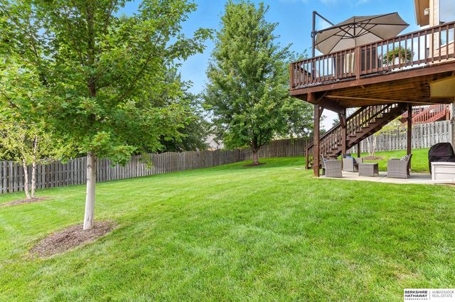 8544 S 98th Street, La Vista, NE 68128