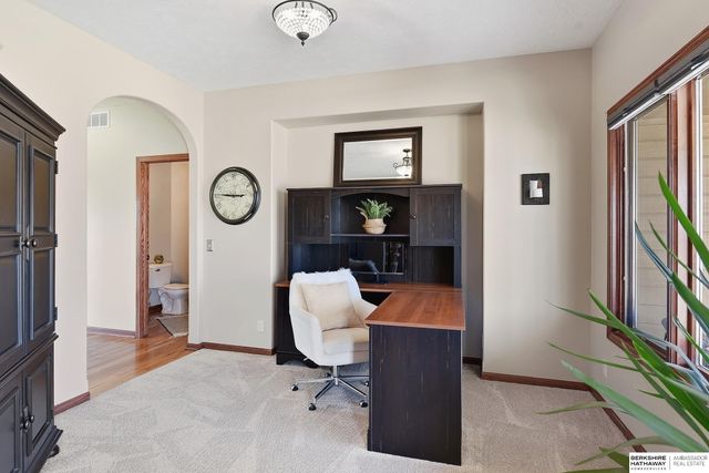 8544 S 98th Street, La Vista, NE 68128