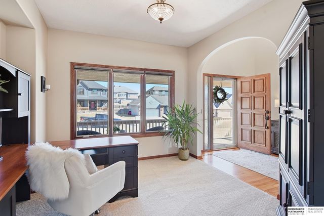 8544 S 98th Street, La Vista, NE 68128