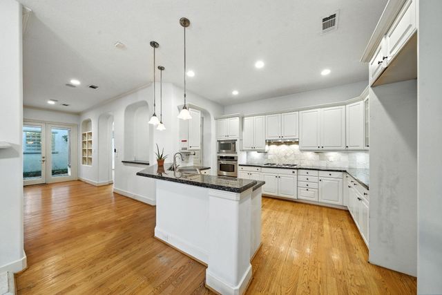 2714 Stuart Manor, Houston, TX 77082