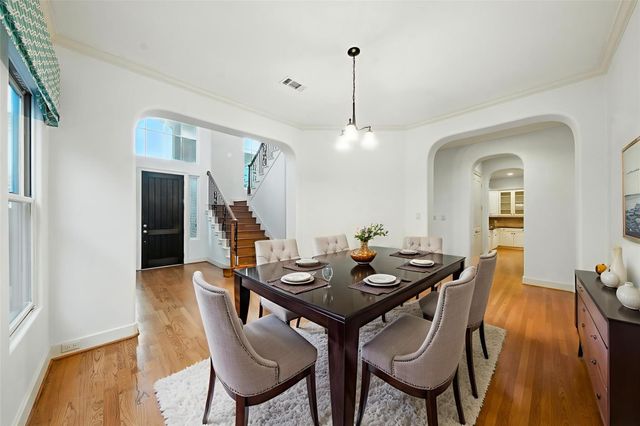 2714 Stuart Manor, Houston, TX 77082