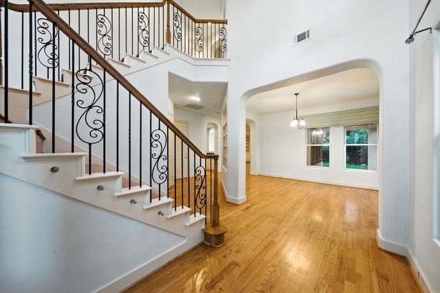 2714 Stuart Manor, Houston, TX 77082