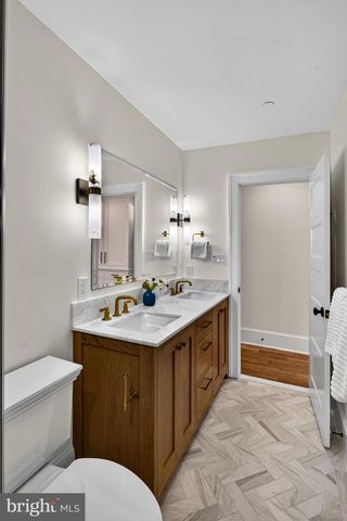 647 E ST NE, Washington, DC 20002