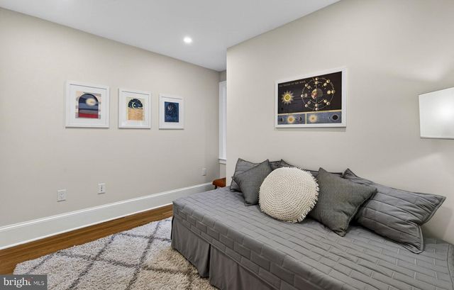 647 E ST NE, Washington, DC 20002