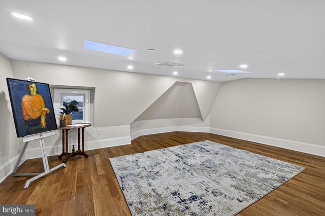 647 E ST NE, Washington, DC 20002