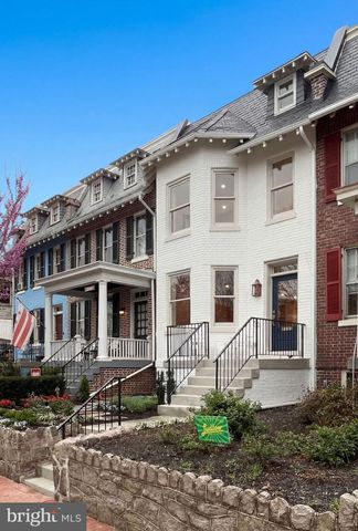 647 E ST NE, Washington, DC 20002