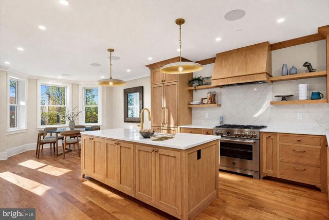 647 E ST NE, Washington, DC 20002