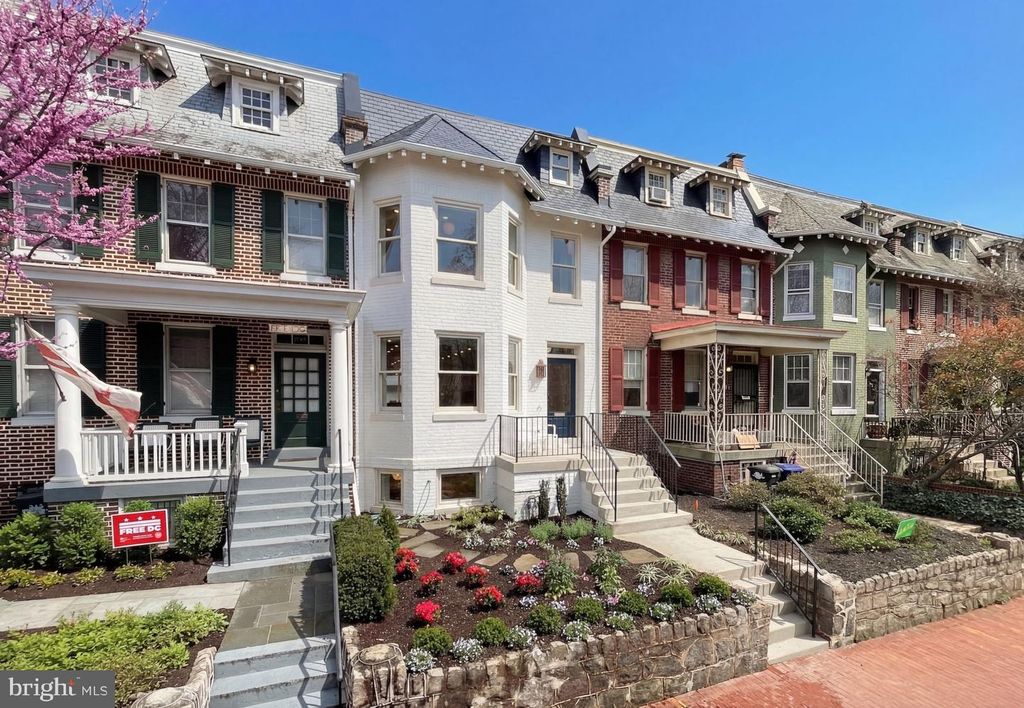 647 E ST NE, Washington, DC 20002