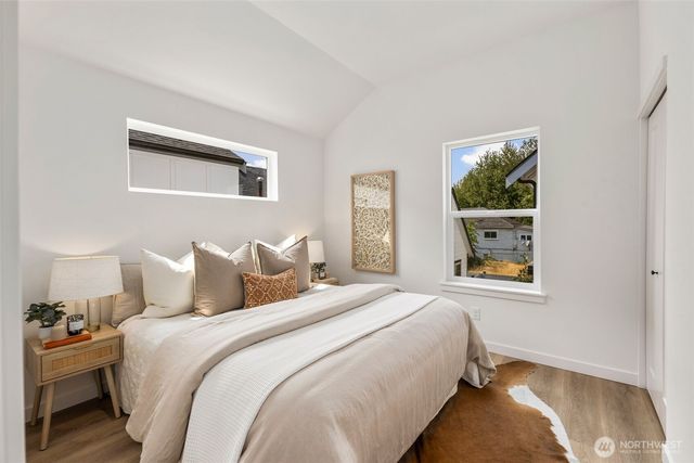 820 B S Sullivan Street, Seattle, WA 98108