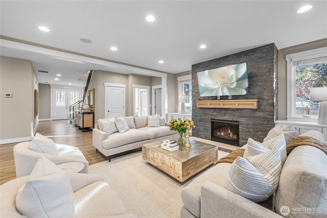 6501 124th Avenue NE, Kirkland, WA 98033