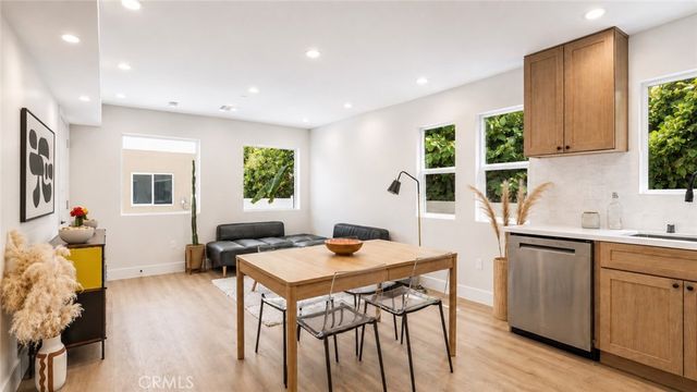 3038 Casitas Avenue, Los Angeles, CA 90039