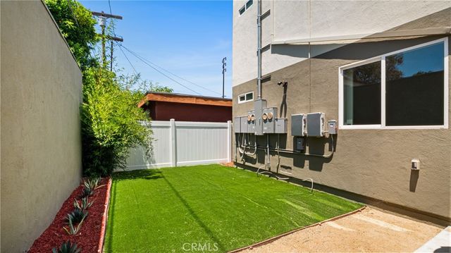 3038 Casitas Avenue, Los Angeles, CA 90039