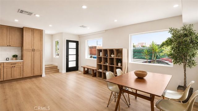 3038 Casitas Avenue, Los Angeles, CA 90039