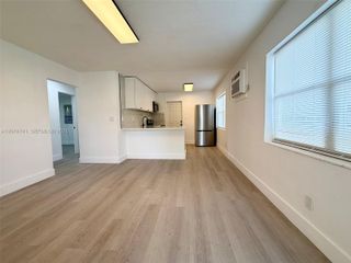 910 SW 2nd Avenue 910, Hallandale Beach, FL 33009