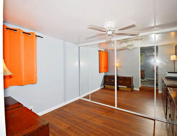 98 Escanaba Street, Palm Springs, CA 92264