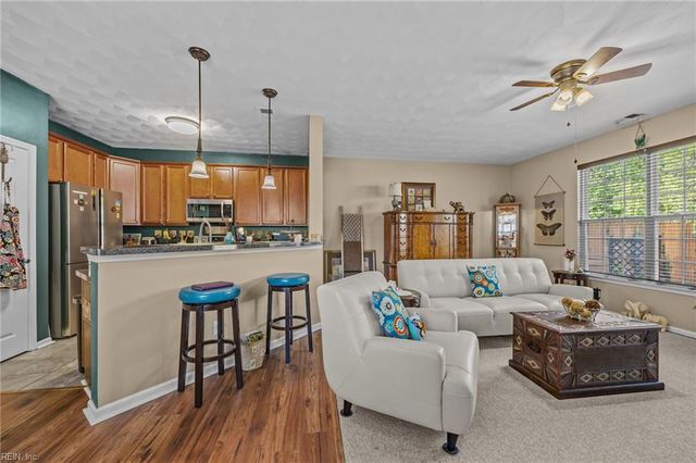 14 Rutland DR, Hampton, VA 23666