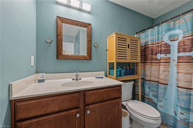 14 Rutland DR, Hampton, VA 23666