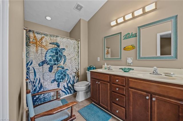 14 Rutland DR, Hampton, VA 23666