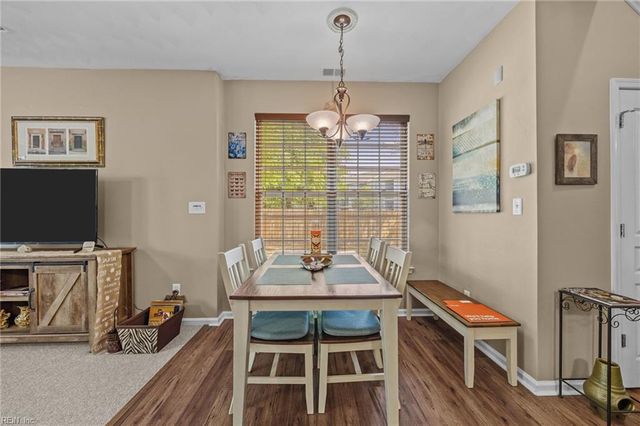 14 Rutland DR, Hampton, VA 23666