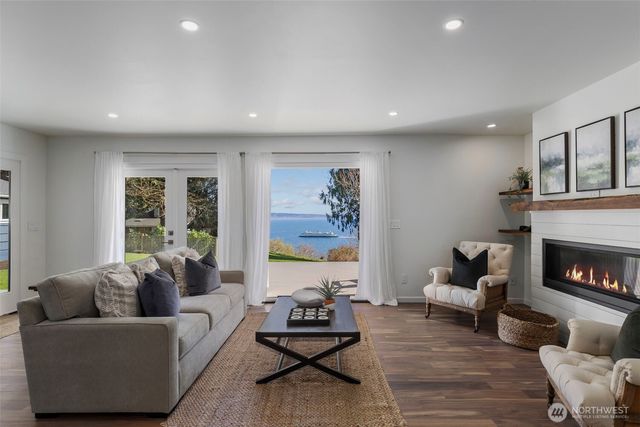 26290 Ohio Avenue NE, Kingston, WA 98346