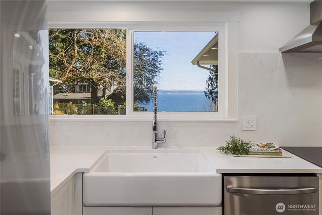 26290 Ohio Avenue NE, Kingston, WA 98346