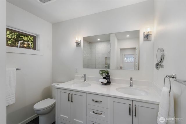 26290 Ohio Avenue NE, Kingston, WA 98346