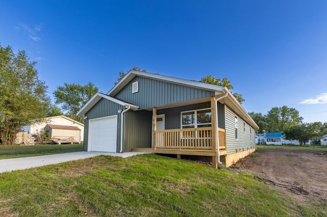 614 W Stanley Street, Buffalo, MO 65622