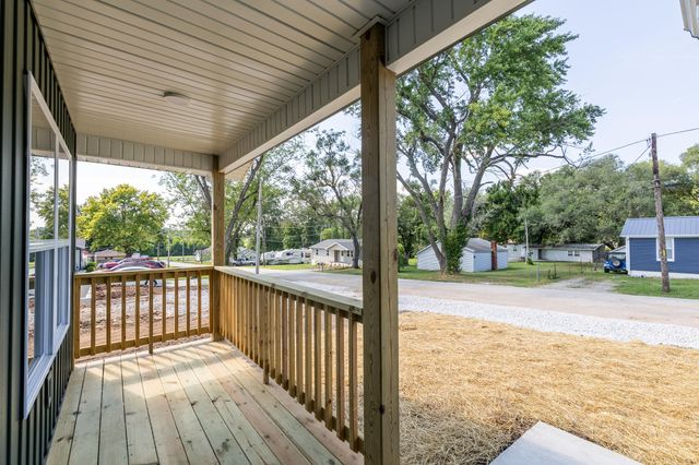 614 W Stanley Street, Buffalo, MO 65622